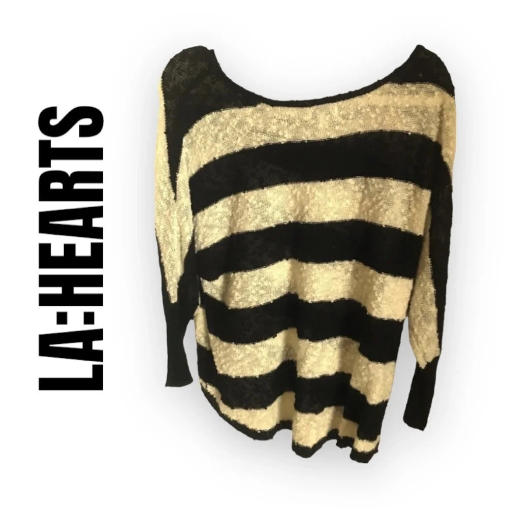 Black & white L.A Hearts striped sweater.​